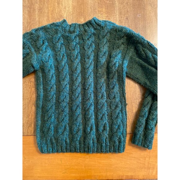 Kids Handmade Green Cable Knit Sweater - Matching Sibling Sweaters - Picture 8 of 9
